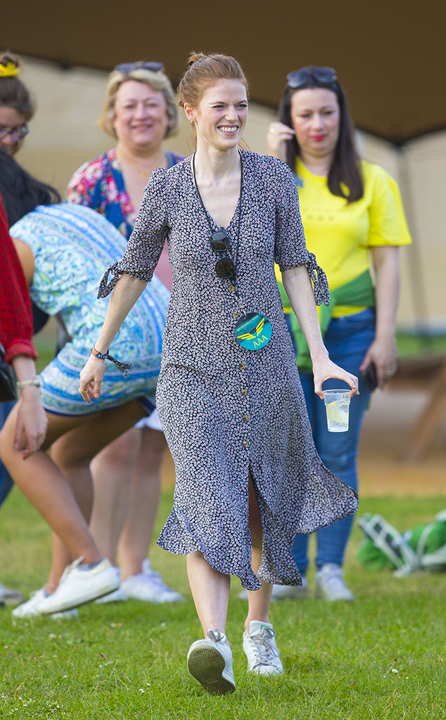 Rose Leslie Spotted At Music Festival Amid Kit Harington S Treatment E Online